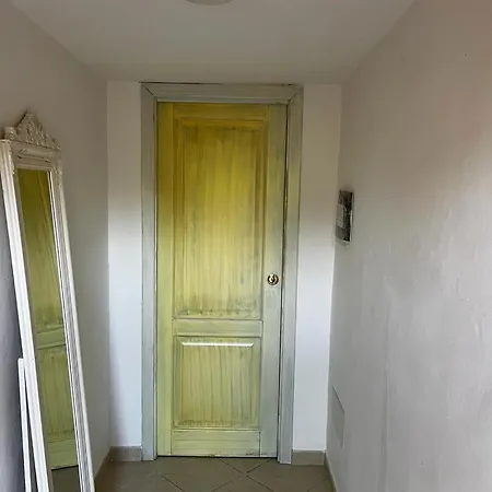 With Sea Access Apartament *